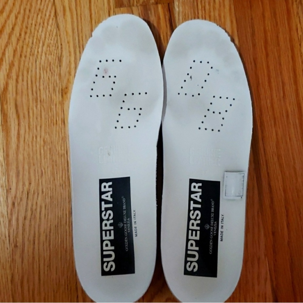 Golden Goose Superstar Sneskers - Picture 3 of 13